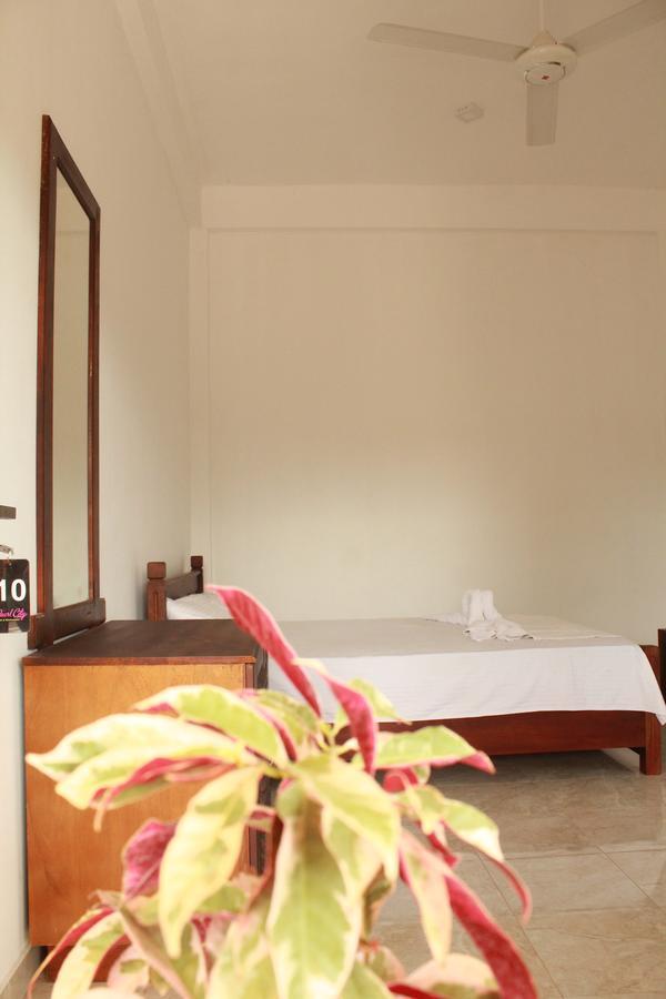 Pearl City Hotel Tissamaharama Εξωτερικό φωτογραφία
